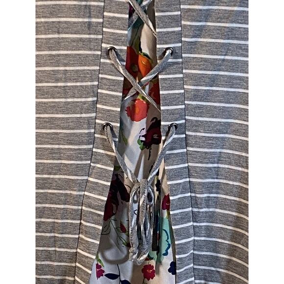 Terra & Sky Floral Top with Long Sleeves Slate Grey 1X (16W-18W) - Picture 3 of 10